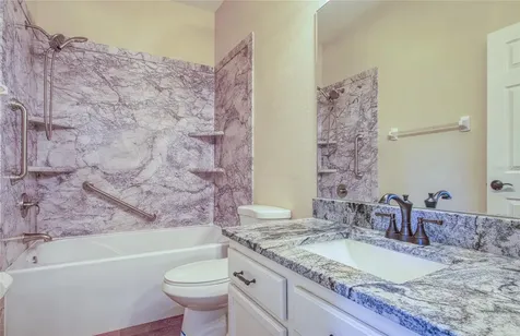 648 Spring Lake Circle Tarpon Springs FL 34688