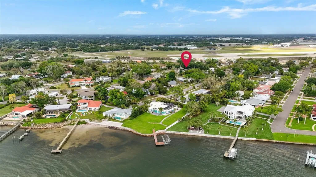 7746 Westmoreland Drive Sarasota FL 34243