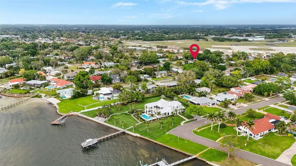 7746 Westmoreland Drive Sarasota FL 34243