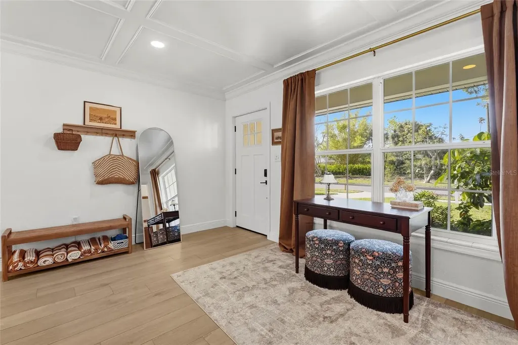 7746 Westmoreland Drive Sarasota FL 34243