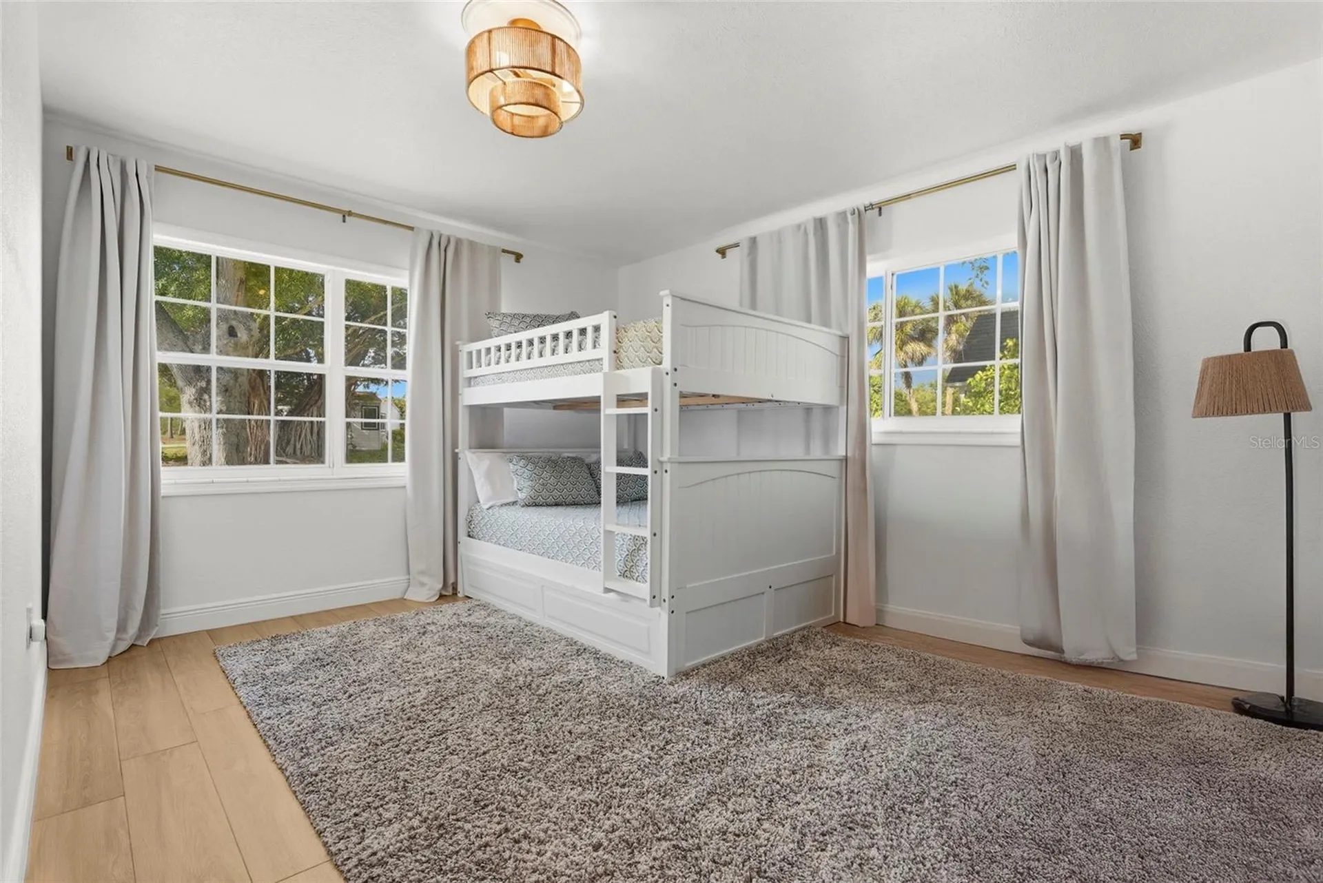 7746 Westmoreland Drive Sarasota FL 34243