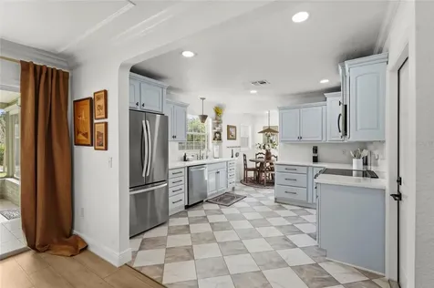 7746 Westmoreland Drive Sarasota FL 34243