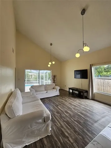 8825 Kensington Court Kissimmee FL 34747