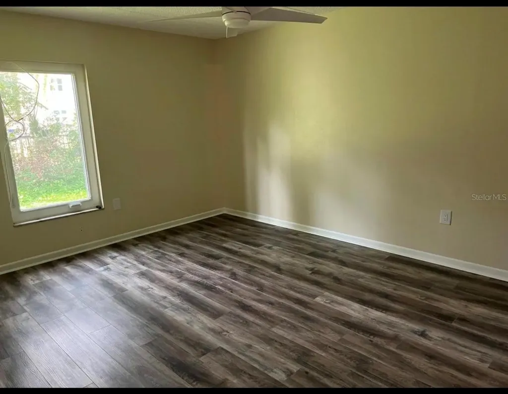 2319 W Bristol Avenue Tampa FL 33609