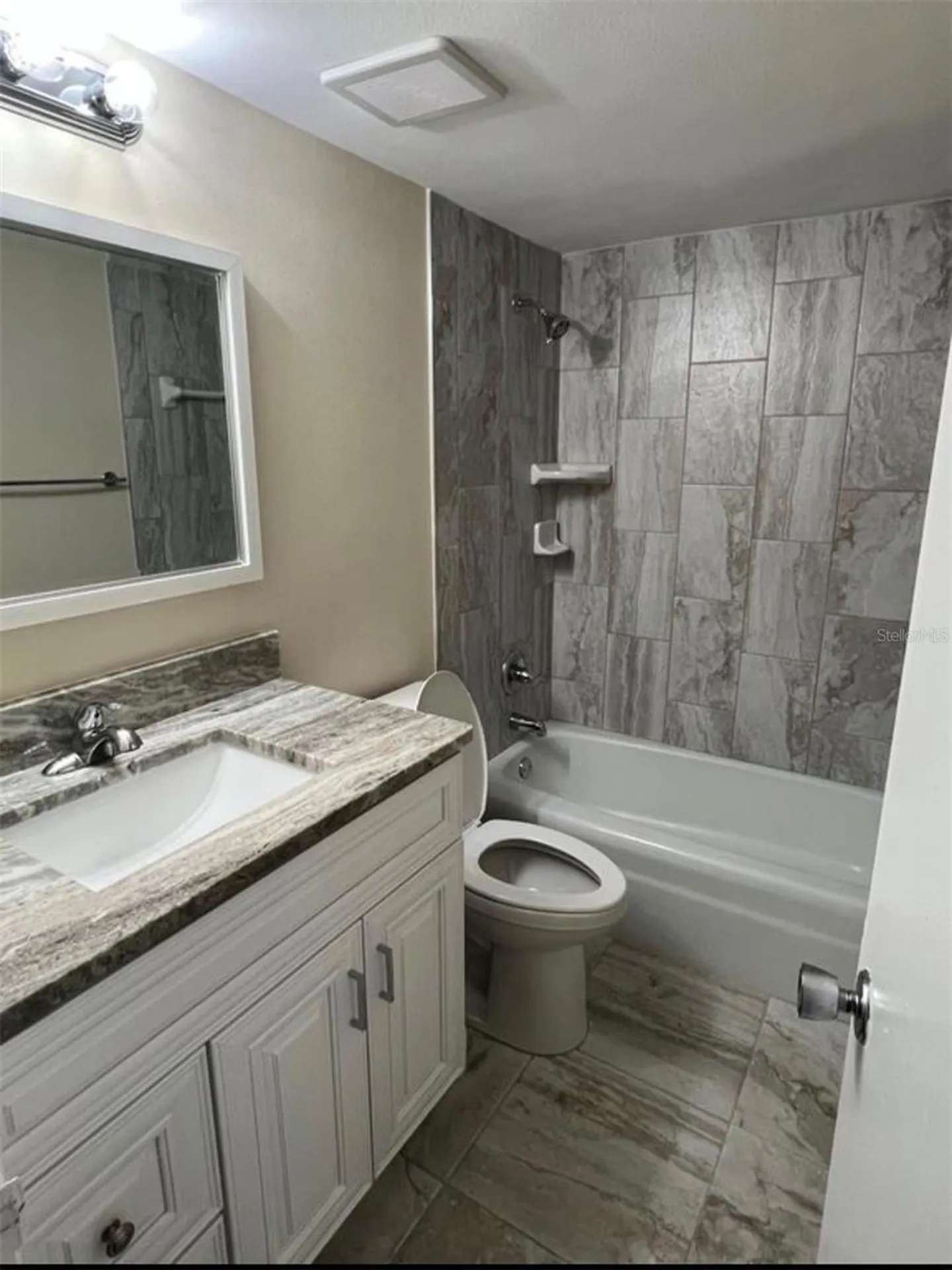 2319 W Bristol Avenue Tampa FL 33609