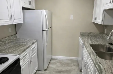 2319 W Bristol Avenue Tampa FL 33609