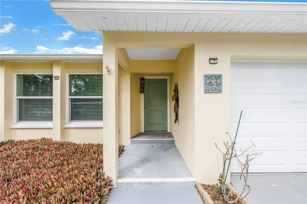 143 Cherry Laurel Drive Palm Harbor FL 34683