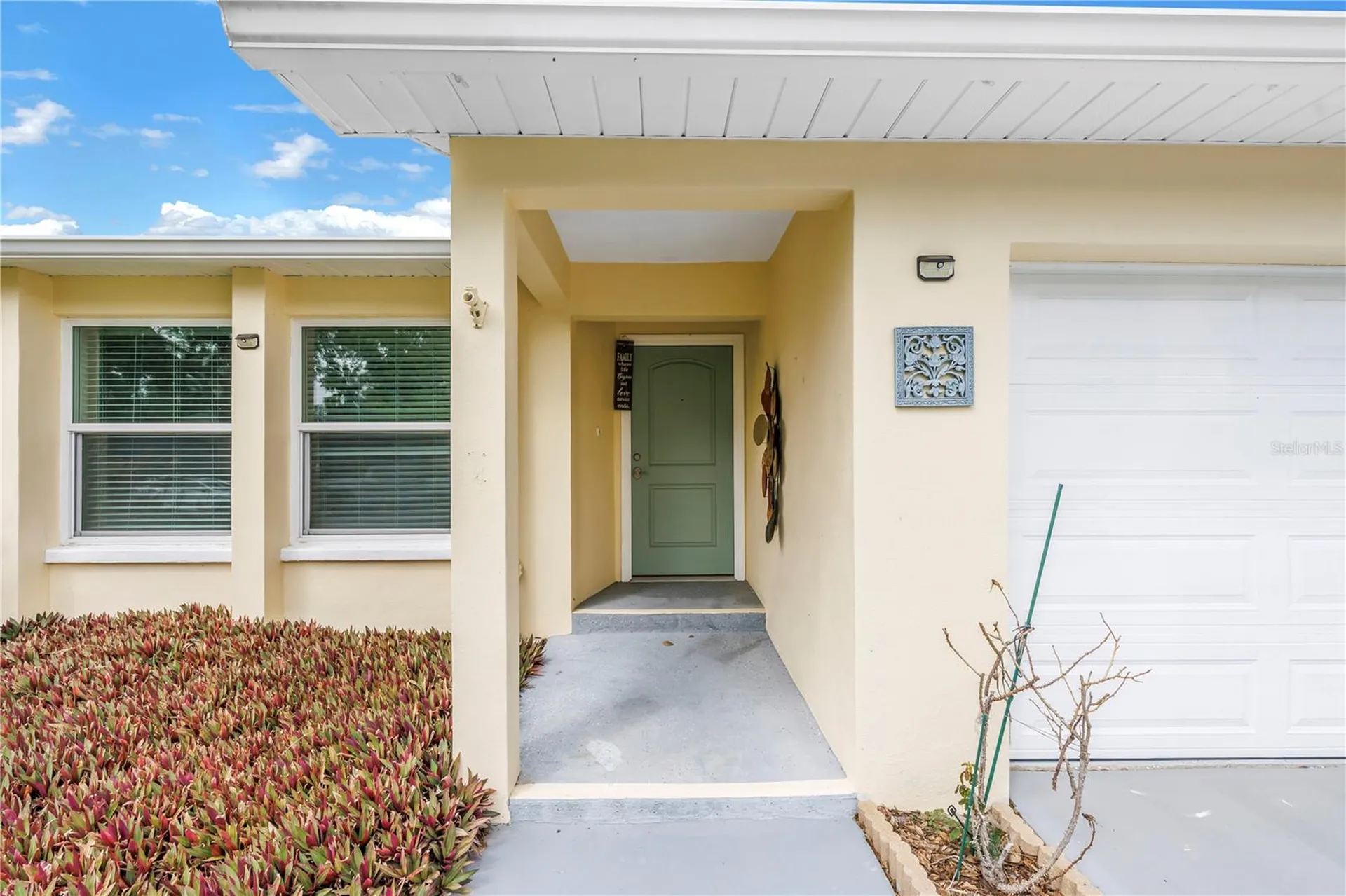143 Cherry Laurel Drive Palm Harbor FL 34683