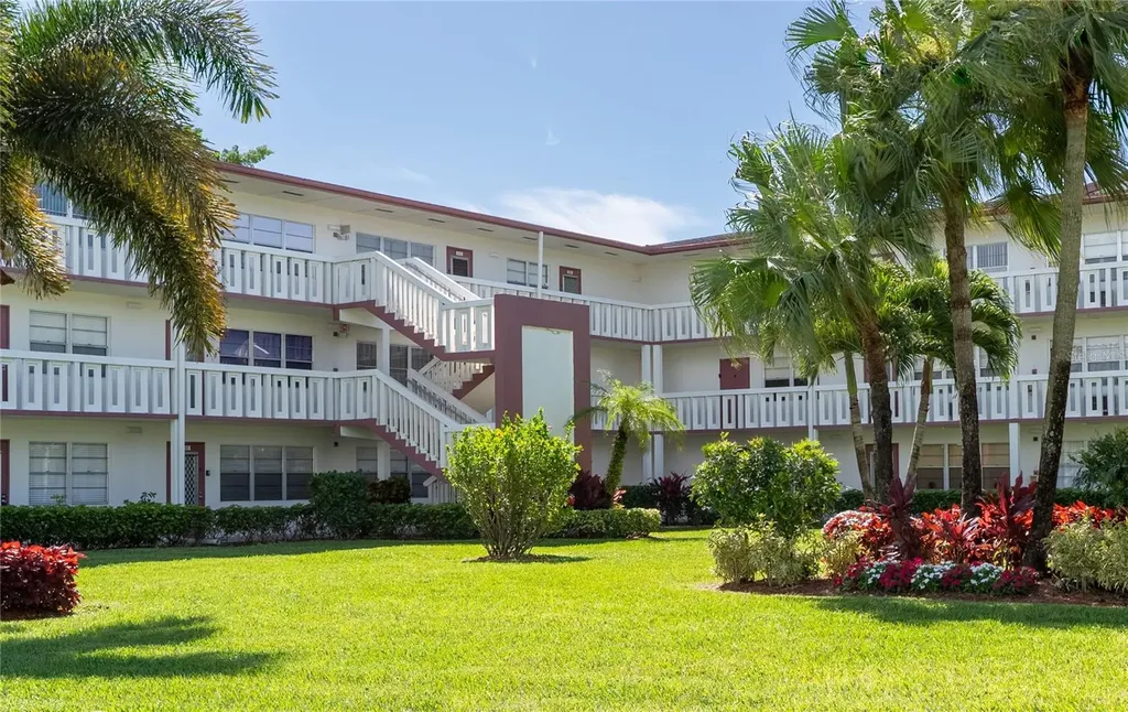 592 Fanshaw O Boca Raton FL 33434