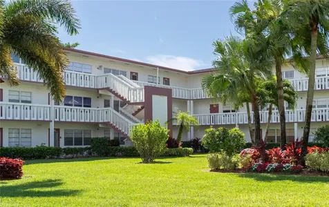 592 Fanshaw O Boca Raton FL 33434