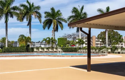 592 Fanshaw O Boca Raton FL 33434