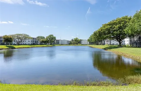 592 Fanshaw O Boca Raton FL 33434