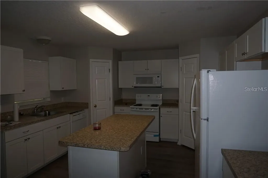 1024 Osprey Cove Circle Groveland FL 34736