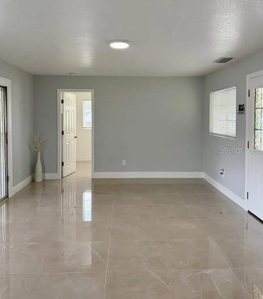 1337 Lake Asher Circle Apopka FL 32703