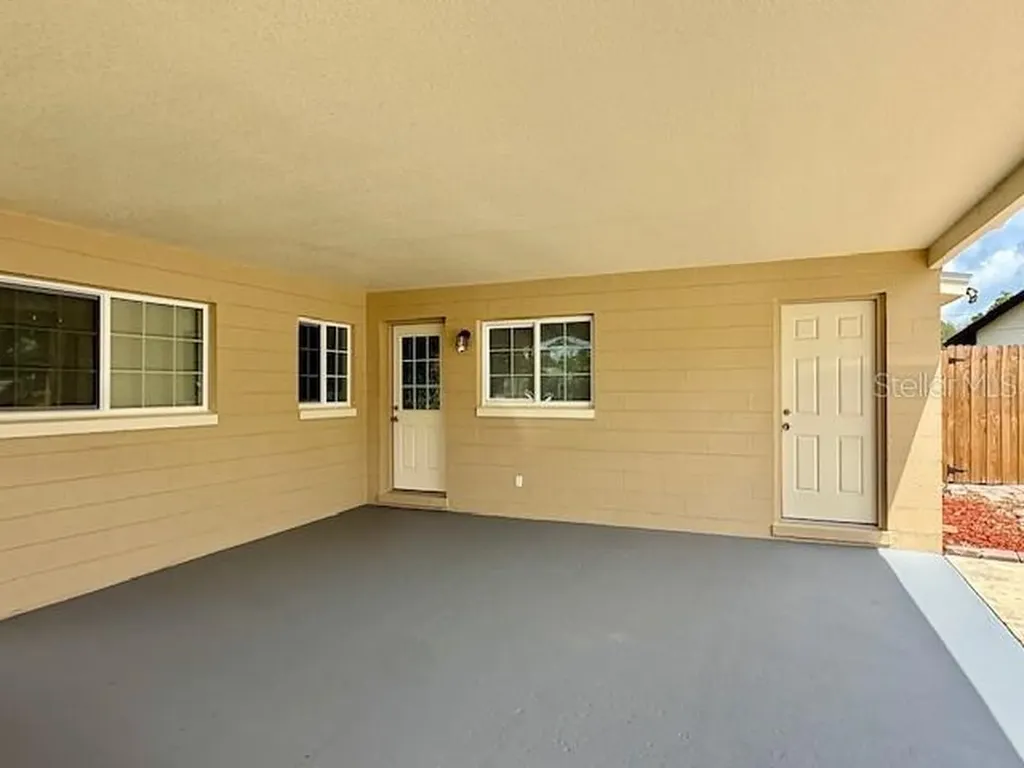 1337 Lake Asher Circle Apopka FL 32703