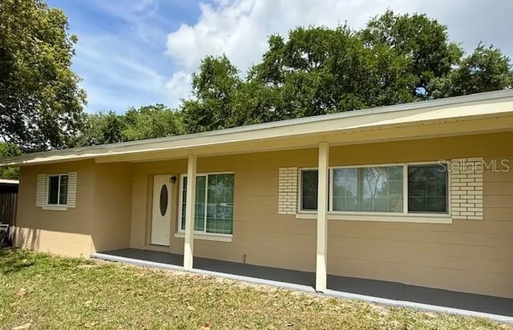 1337 Lake Asher Circle Apopka FL 32703