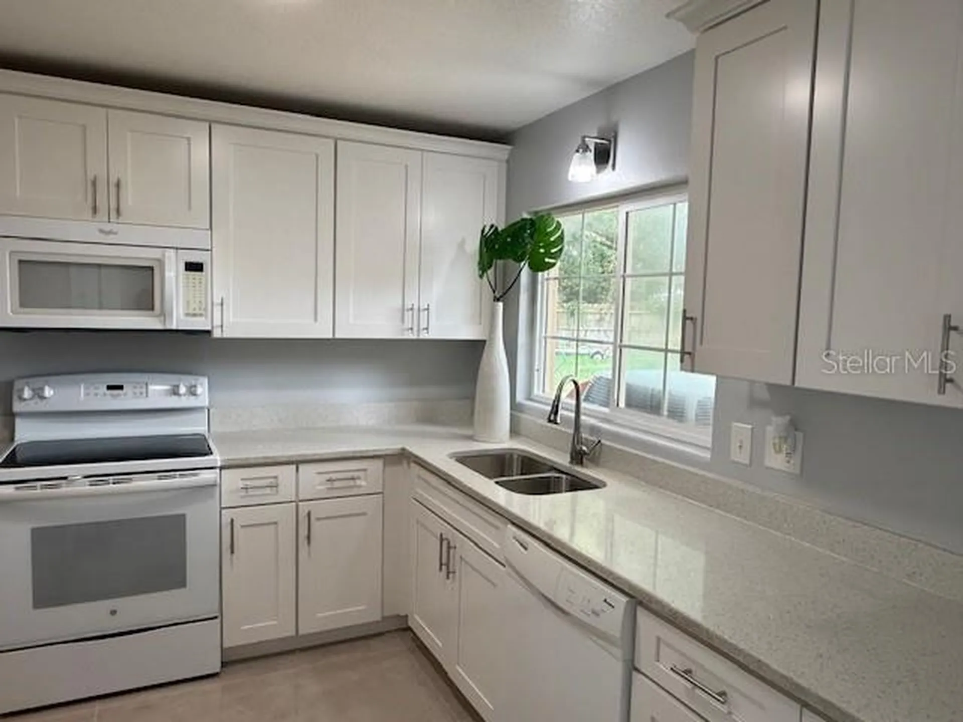 1337 Lake Asher Circle Apopka FL 32703