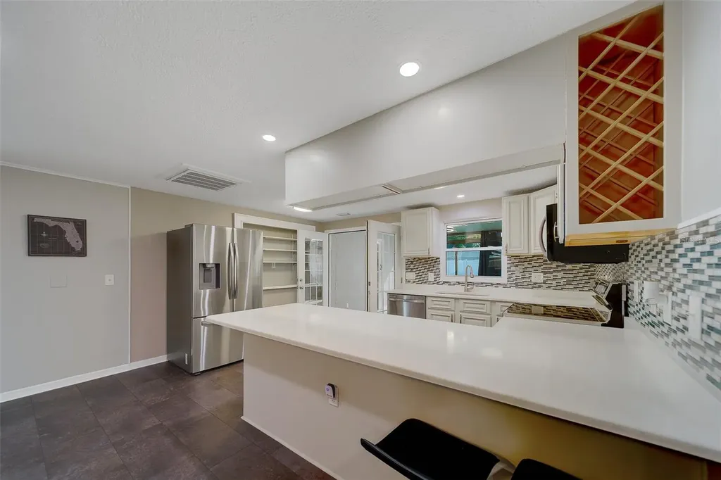 7849 86th Way N Seminole FL 33777