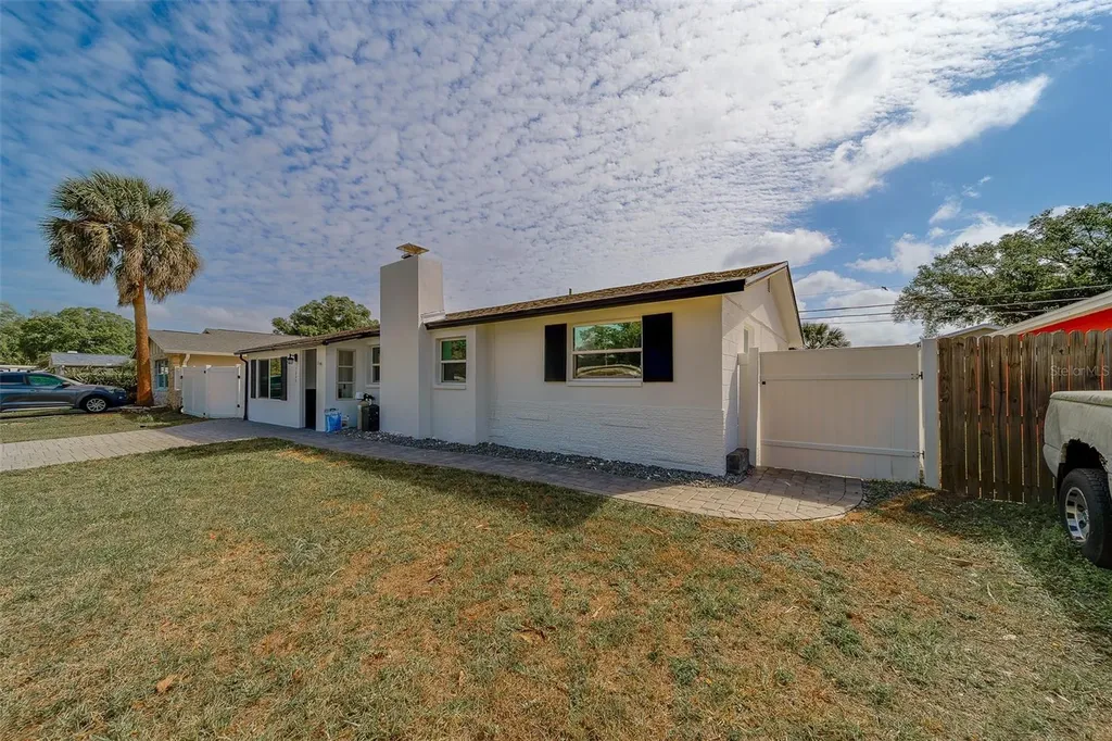 7849 86th Way N Seminole FL 33777