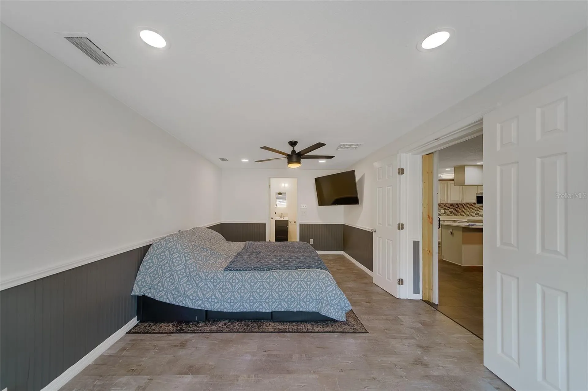 7849 86th Way N Seminole FL 33777