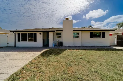 7849 86th Way N Seminole FL 33777