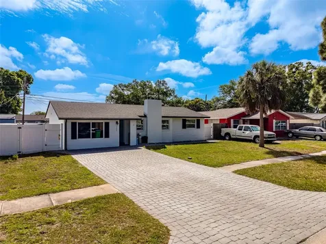 7849 86th Way N Seminole FL 33777