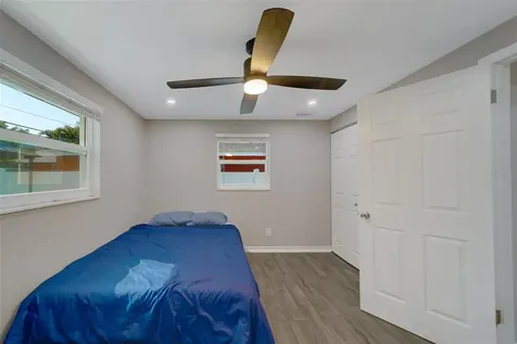 7849 86th Way N Seminole FL 33777