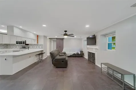 7849 86th Way N Seminole FL 33777