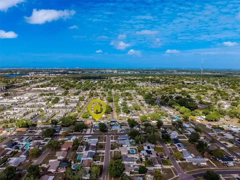 7849 86th Way N Seminole FL 33777
