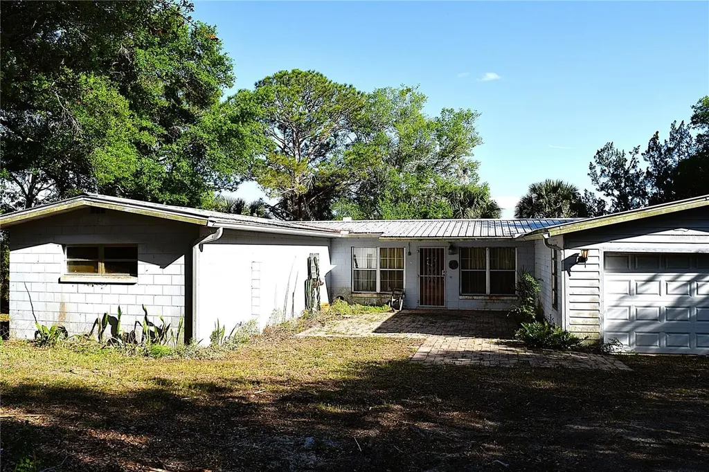2535 Boswell Street Deltona FL 32738