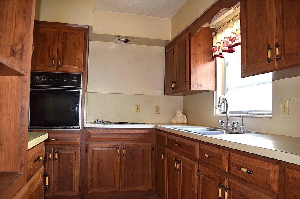 2535 Boswell Street Deltona FL 32738