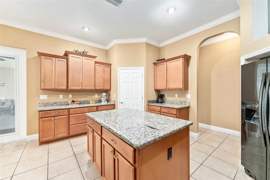 4518 SE 33rd Place Ocala FL 34480