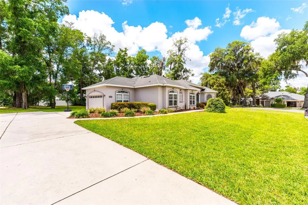 4518 SE 33rd Place Ocala FL 34480