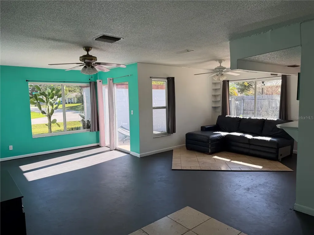 27 Farmbrook Lane Palm Coast FL 32137