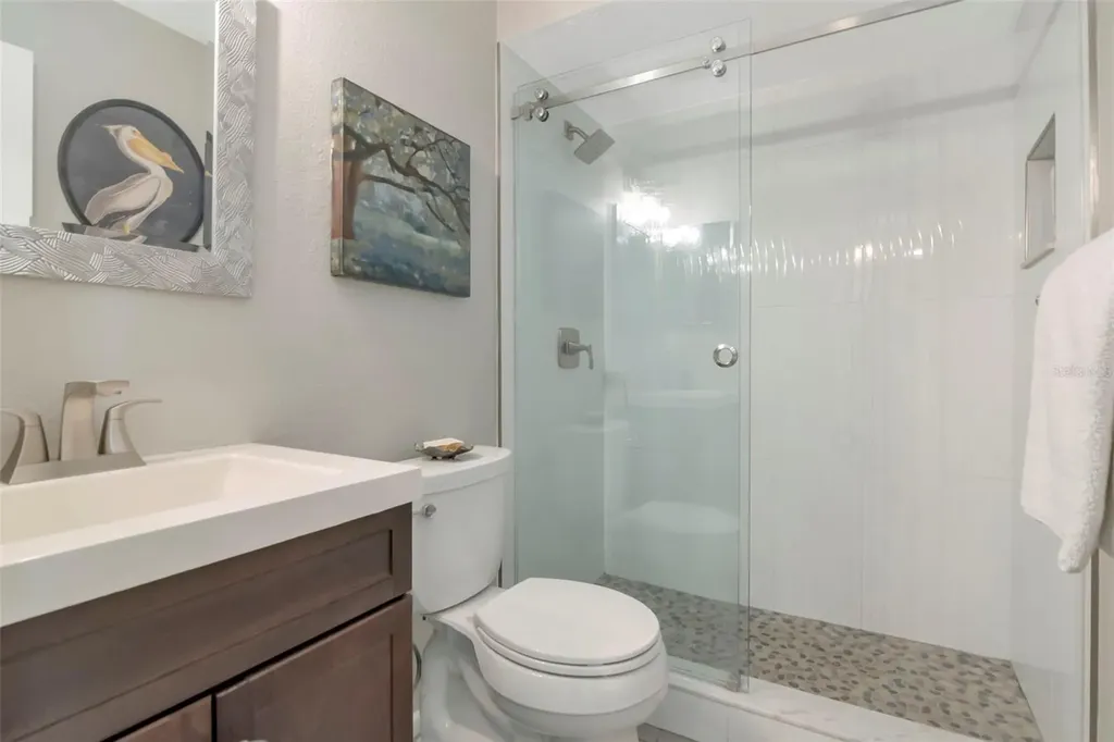 484 Santa Cruz Place NE St Petersburg FL 33703