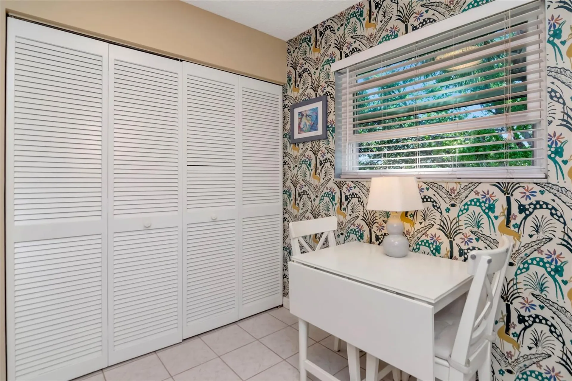 484 Santa Cruz Place NE St Petersburg FL 33703
