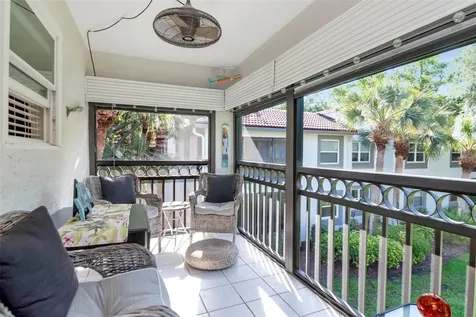 484 Santa Cruz Place NE St Petersburg FL 33703