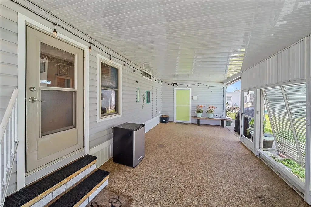 137 Lakeview Drive Palmetto FL 34221