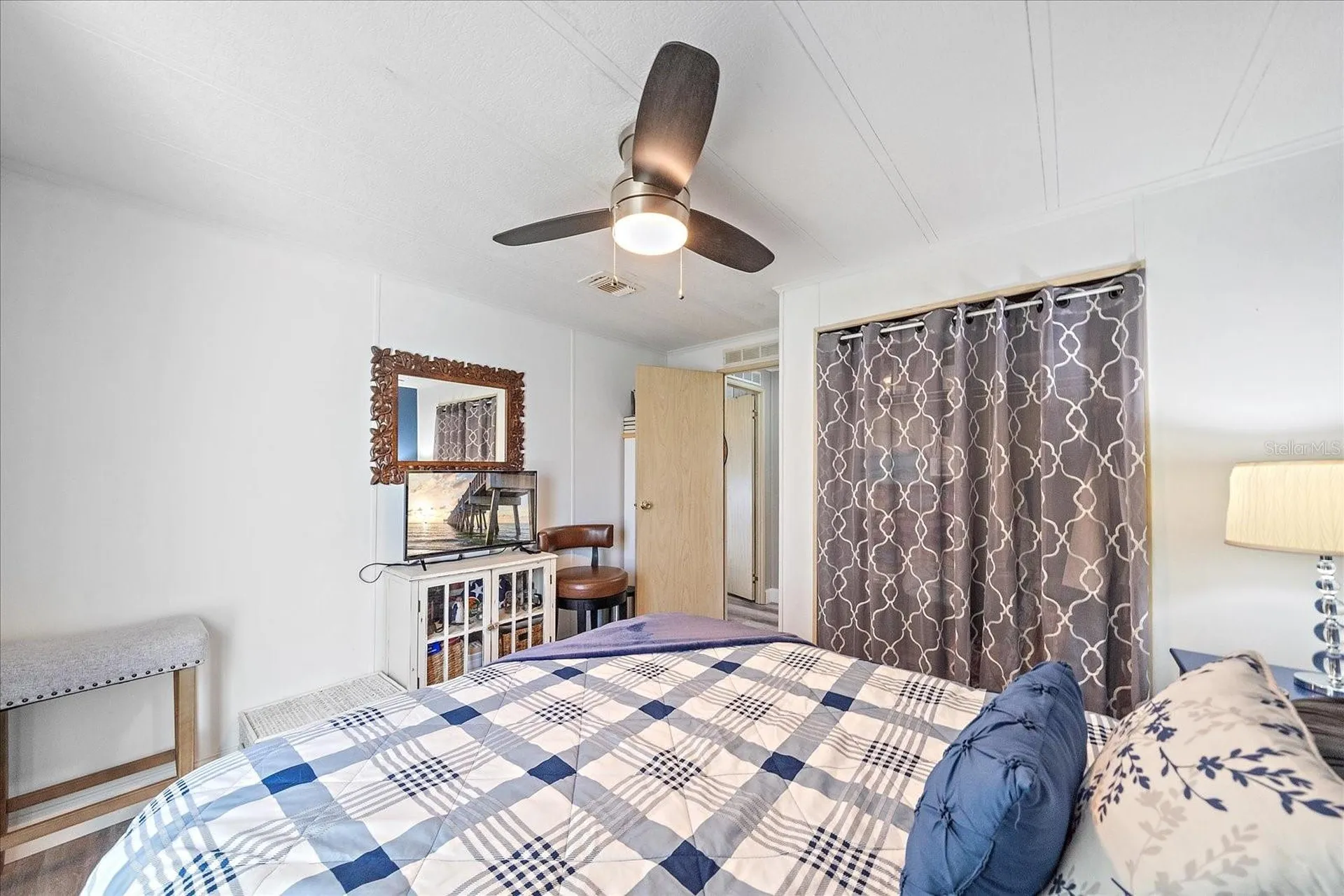 137 Lakeview Drive Palmetto FL 34221