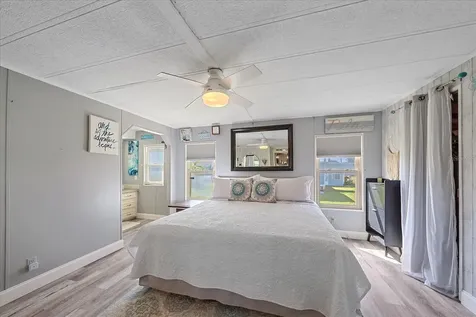 137 Lakeview Drive Palmetto FL 34221