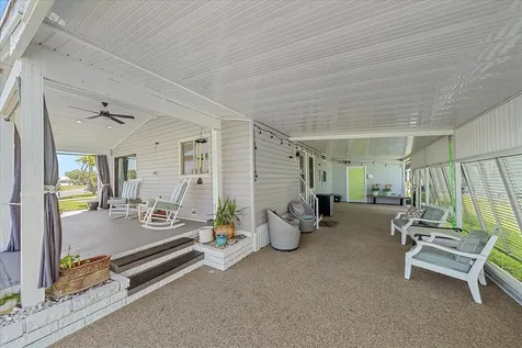 137 Lakeview Drive Palmetto FL 34221