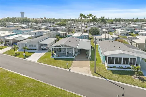 137 Lakeview Drive Palmetto FL 34221