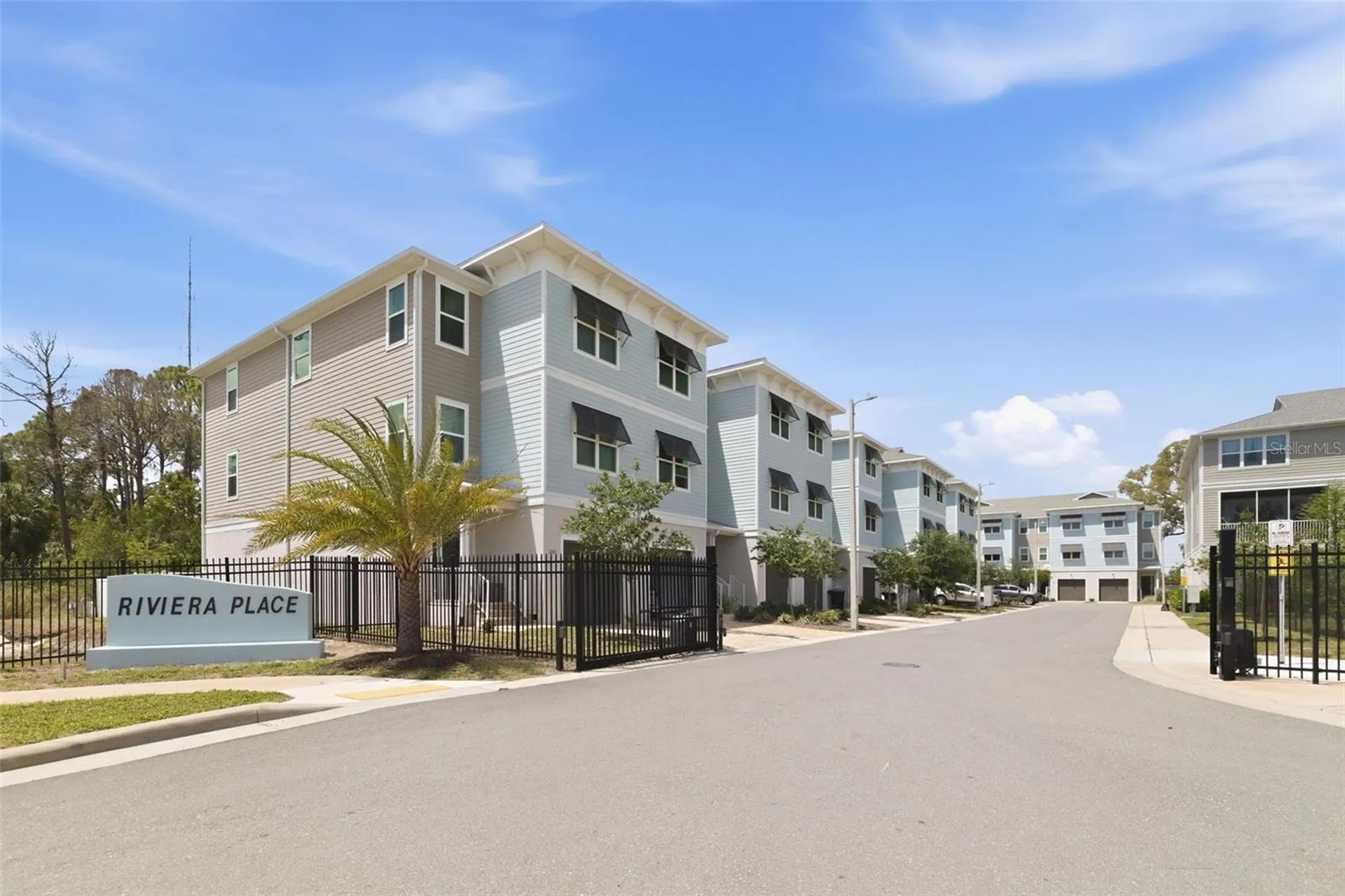 1225 Savona Drive NE St Petersburg FL 33702