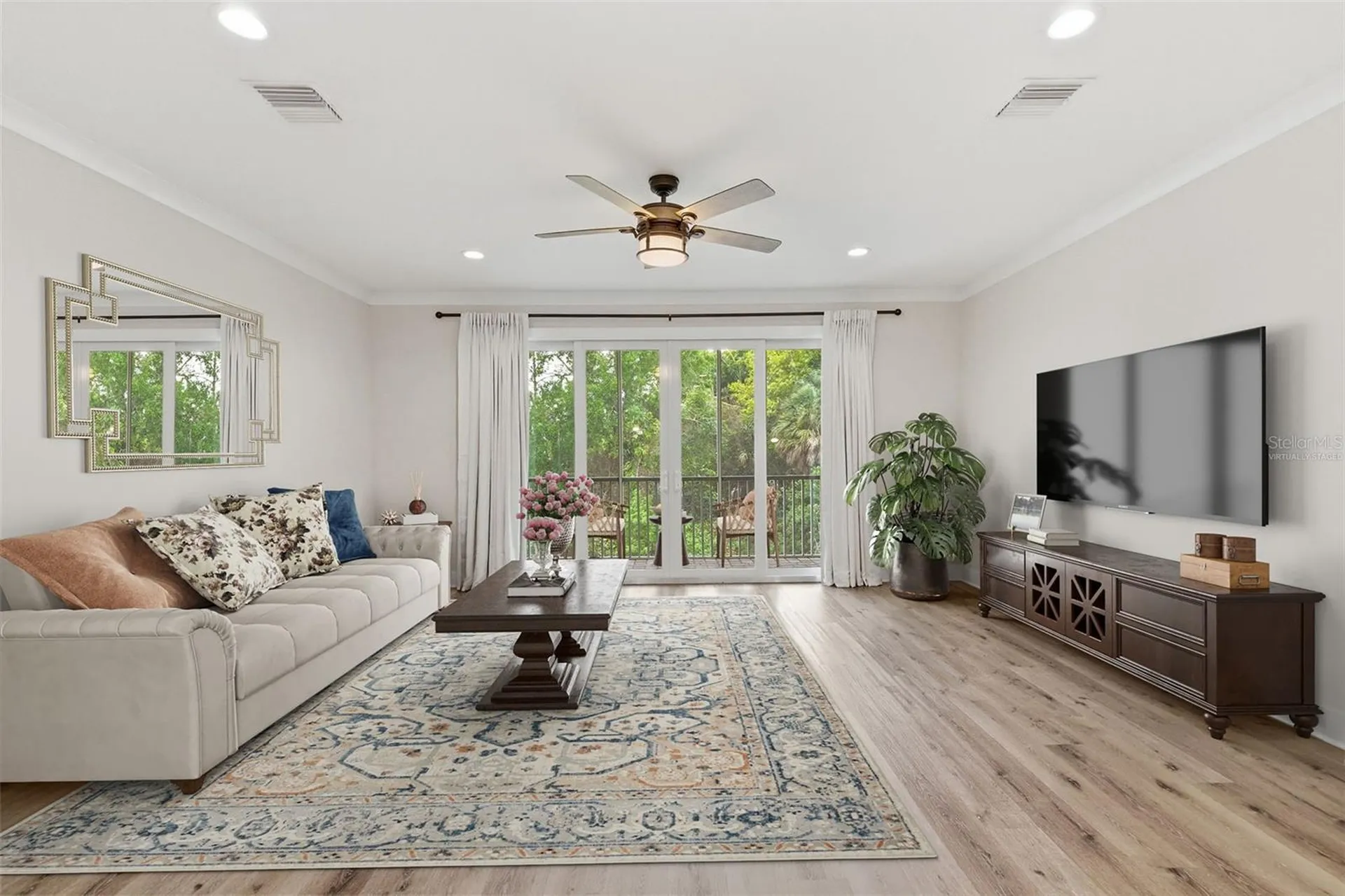 1225 Savona Drive NE St Petersburg FL 33702