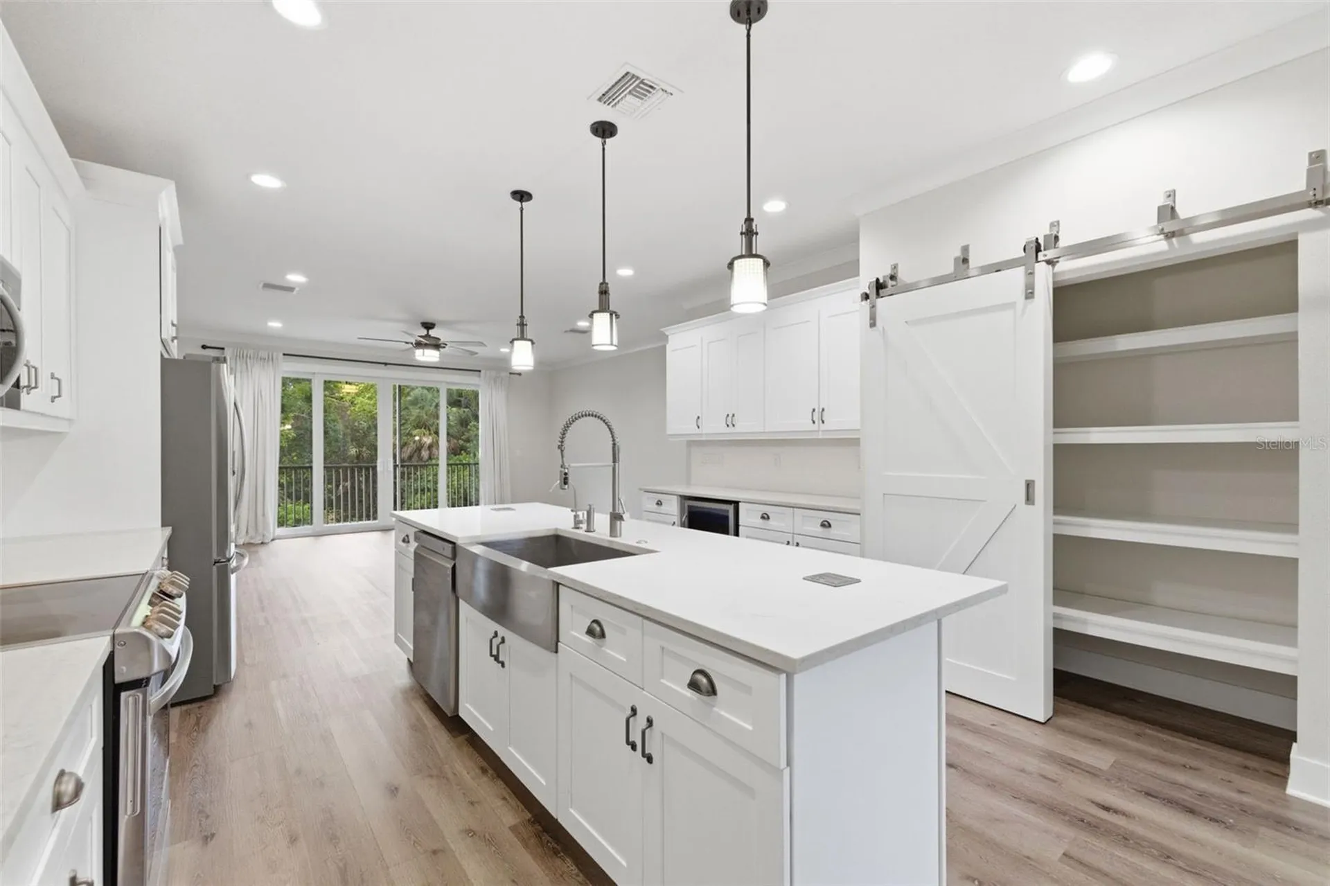 1225 Savona Drive NE St Petersburg FL 33702