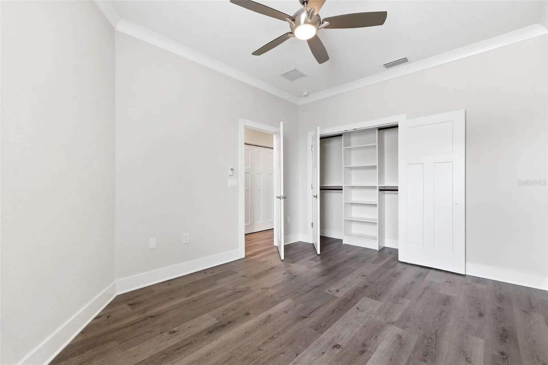 1225 Savona Drive NE St Petersburg FL 33702