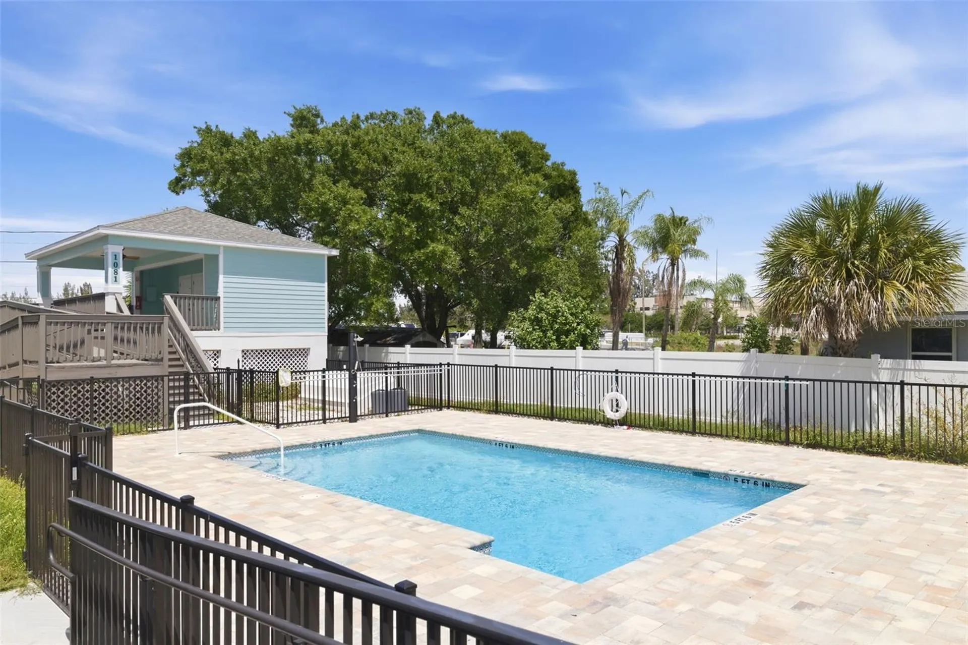 1225 Savona Drive NE St Petersburg FL 33702