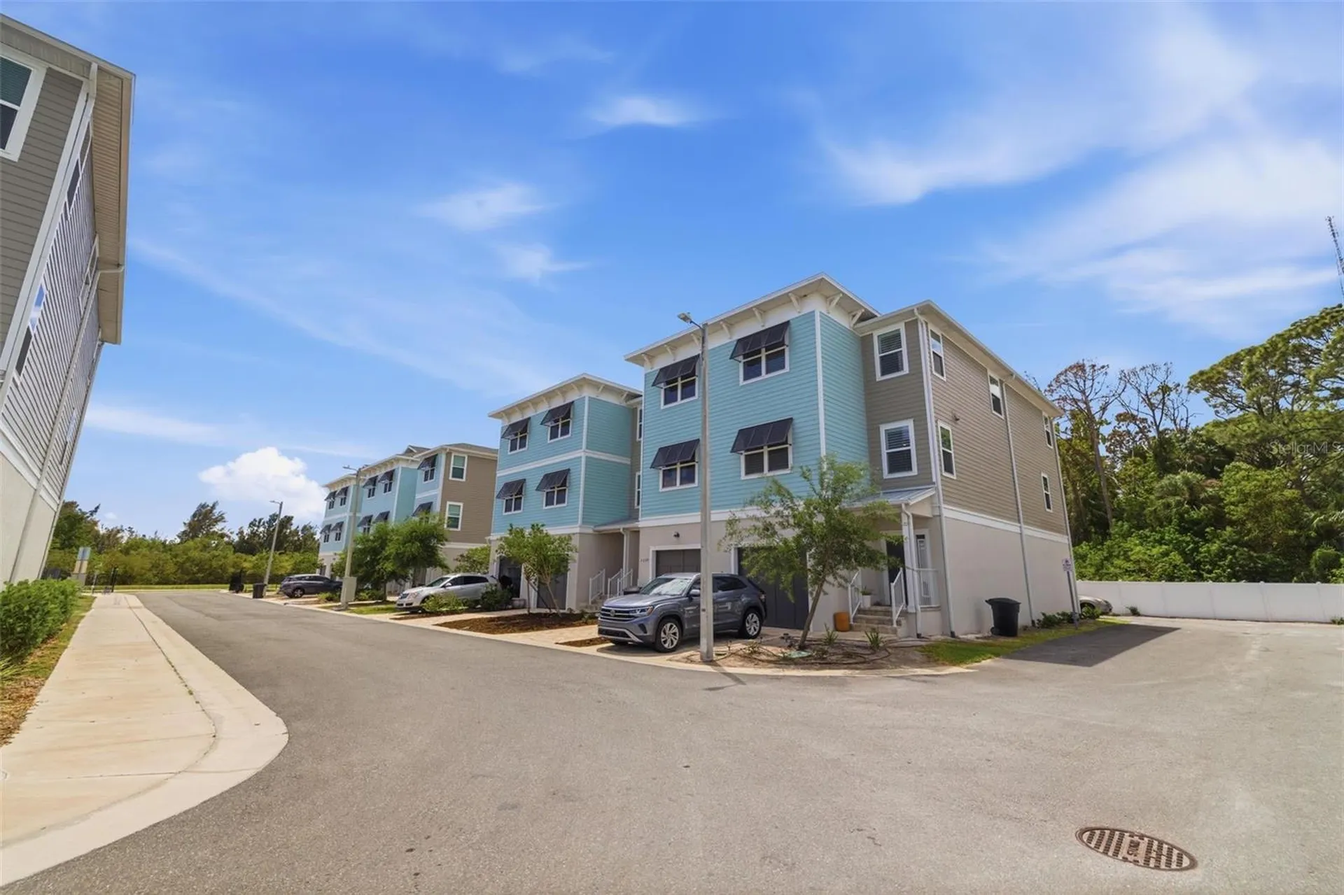 1225 Savona Drive NE St Petersburg FL 33702