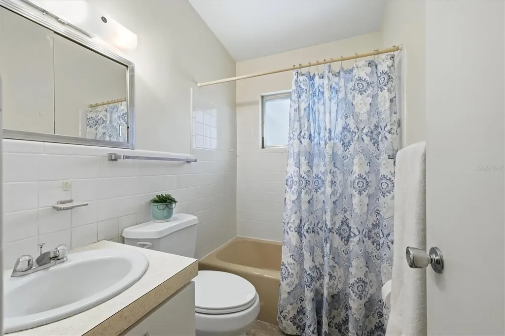 3876 Prudence Drive Sarasota FL 34235