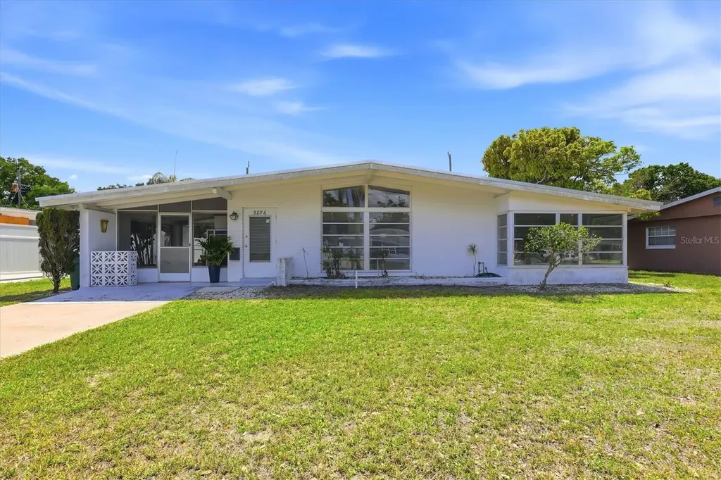 3876 Prudence Drive Sarasota FL 34235